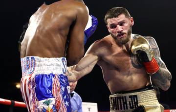 Smith stopped Jeffrard in the ninth round