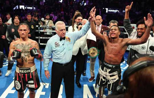 Prograis commented on Haney's defeat, giving him credit