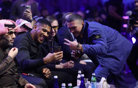 Гірн прокоментував чутки про перехід Джошуа в табір Усика