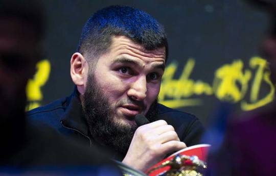 Beterbiev: "Usyk ist zu stark für mich."