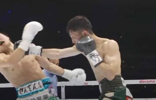 Yuri Akui defends WBA flyweight title