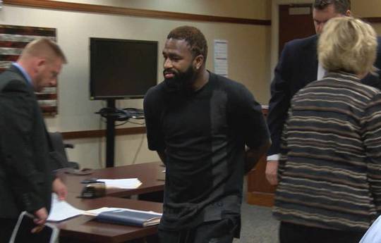 Broner gets jail time for contempt charge