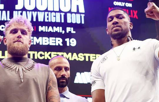 Де ла Хоя дав прогноз на бій Джошуа - Пол