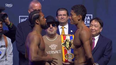 Um wieviel Uhr kämpfen Gary Antuanne Russell und Andy Hiraoka heute Abend? Ringwalks, Zeitplan, Streaming-Links