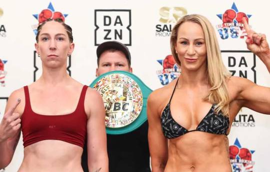 What time is Olivia Curry vs Kaye Scott tonight? Ringwalks, schedule, streaming links