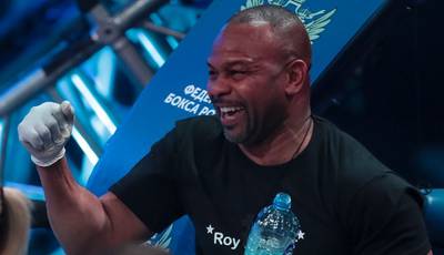 Roy Jones reacted to Tszyu's victory