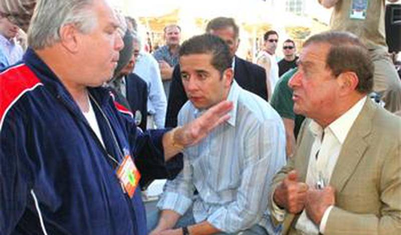 Гэри Шо и Боб Арум спорят о повторном взвешивании Кастильо