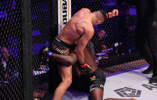 Ван Стинис нокаутировал Эдвардса и другие результаты турнира PFL в Мадриде