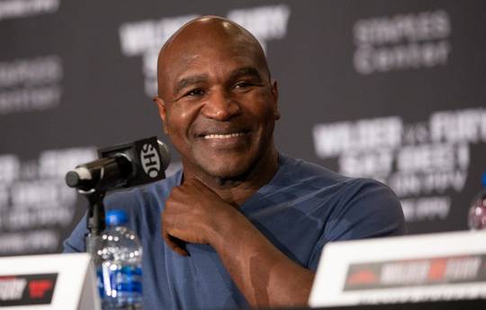 Evander Holyfield to fight in Japan. For charity