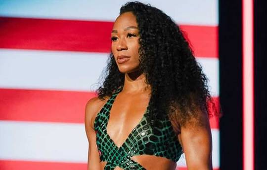 What time is Alycia Baumgardner vs Jennifer Miranda tonight? Ringwalks, schedule, streaming links