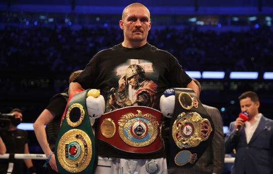 Groves: "Usyks talentiertester Schwergewichts-Champion"