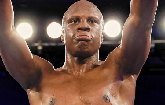 Wann findet heute Abend der Kampf Atif Oberlton gegen Rocky Berroa statt? Ringwalks, Zeitplan, Streaming-Links