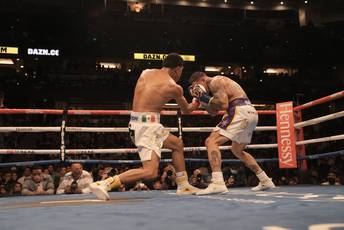 Munguia defeats Rosado in war