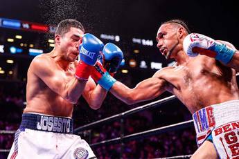 Thurman defeats Lopez, defends welterweight title