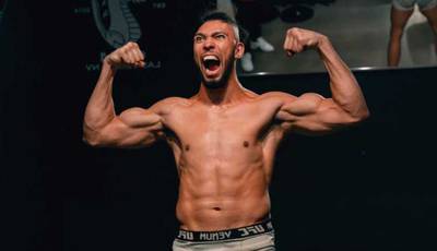 Walker told how the weight cut is going before the fight with Ankalaev