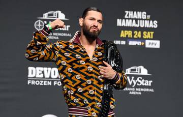 Masvidal harshly criticized the US football player for not wanting to sing the national anthem