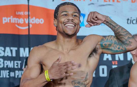 How to Watch Deric Davis vs Naheem Parker - Live Stream & TV Channels