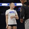 Открытая тренировка перед UFC 217 в фотографиях 12