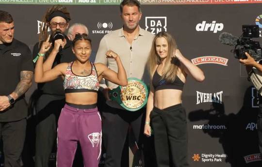 What time is Adelaida Ruiz vs Ginny Fuchs tonight? Ringwalks, schedule, streaming links