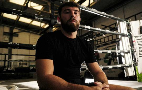 Pat Brown has signed a contract with Matchroom