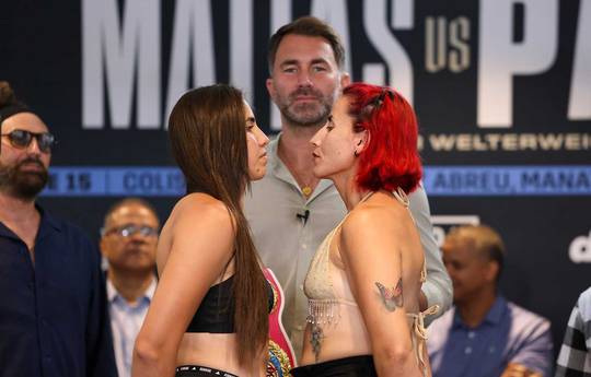 What time is Stephanie Pineiro Aquino vs Diana Tapia Castro tonight? Ringwalks, schedule, streaming links