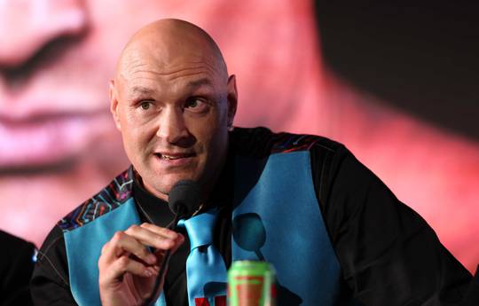 Фьюри: «В бою со мной Джошуа не поможет даже Усик в углу»