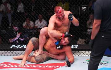 Tybura "choked" Tuivasa and other UFC Fight Night 239 results