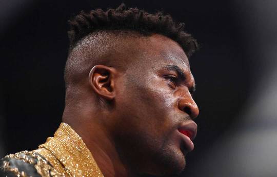 Нганну оценил подгтовку Стриклэнда к бою против Чимаева