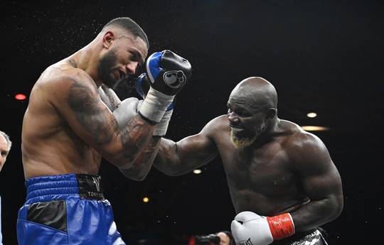 Carlos Takam wants to fight Dillian Whyte