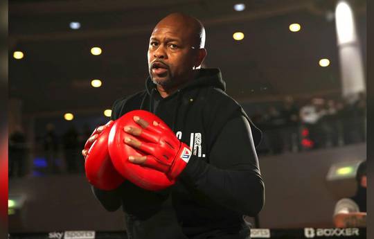 Roy Jones Jr revela la sorprendente elección de la criptonita de Floyd Mayweather: "Le daría guerra"