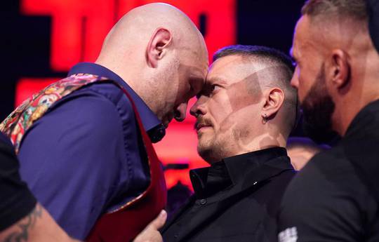 Fury's manager explains delay of Usyk rematch to December