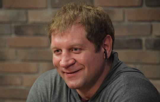 Emelianenko on possible signing with Bellator: "I will look at my fight against Tarasov"