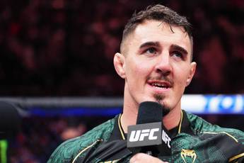 Aspinall chamou a situação dos pesos-pesados na UFC de loucura