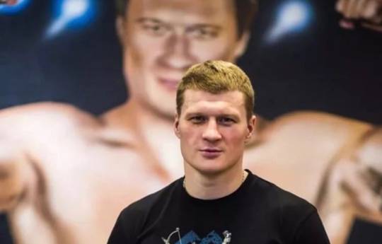 Povetkin's promoter: Whyte first, then a rematch against Hunter