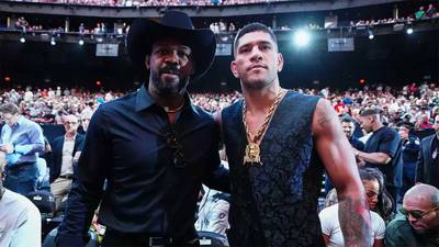 Джонс і Перейра домовилися побитися в Білому домі