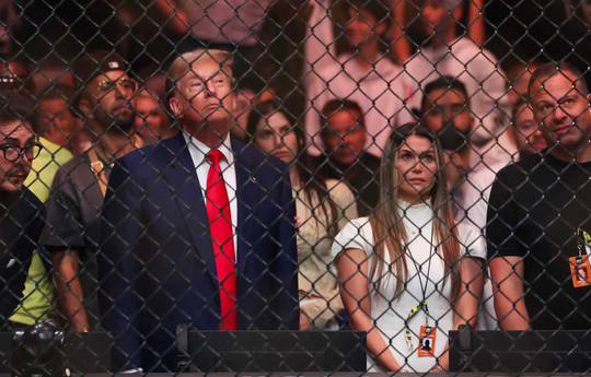 Trump stelt voor om een UFC competitie voor illegale immigranten op te richten
