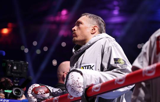 Команды Усика и Уордли приступили к переговорам