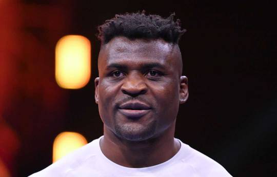 Нганну хочет отвесить Полу пару пощечин