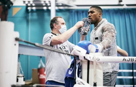 Hearn on changes in Joshua's team: "Nothing drastic will happen"