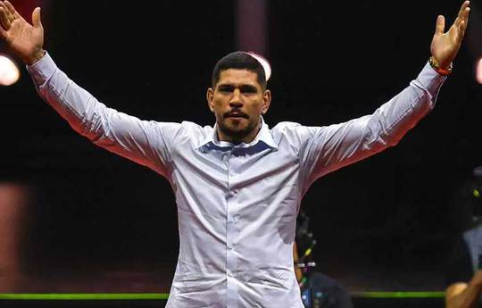 Pereira wants to debut in heavyweight in the next fight