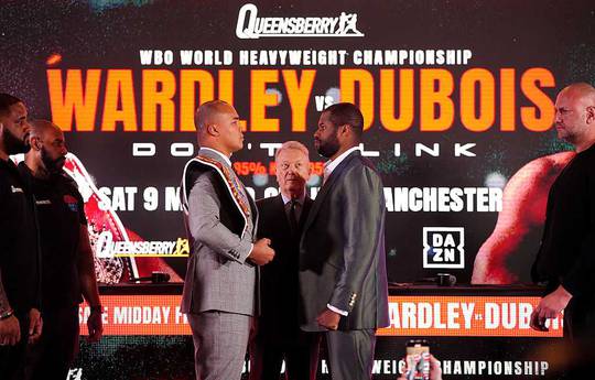 Рой Джонс висловився про бій Уордлі – Дюбуа