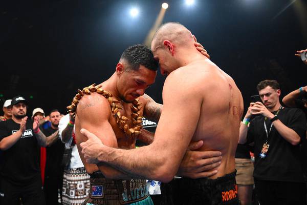 Cinkara hospitalized after defeat by Opetaia