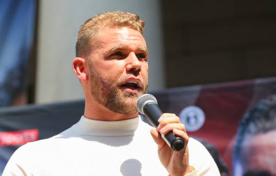 Saunders fined with 100 thousand pounds