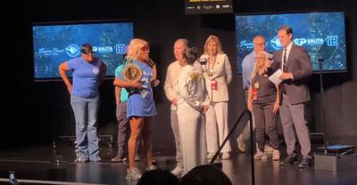 What time is Franchon Crews-Dezurn vs Citlalli Ortiz tonight? Ringwalks, schedule, streaming links