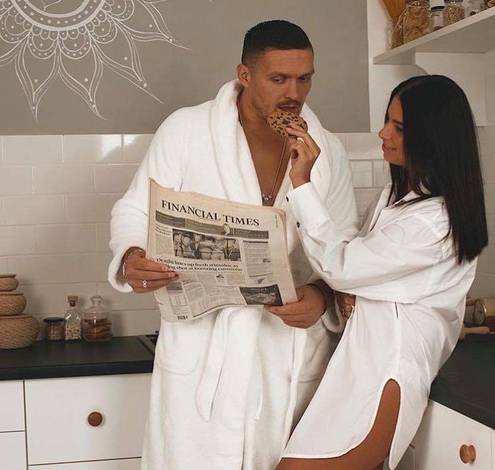 Usyk with his wife: New Year Eve photos