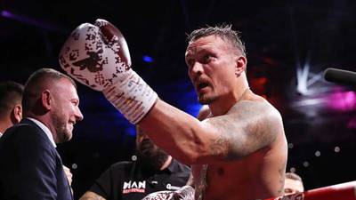 Oleksandr Usyk Names Tyson Fury and Derek Chisora Among Hardest Punchers, but Puts a Horse at No. 1
