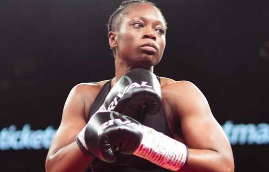 What time is Sedem Ama vs Ester Konecna tonight? Ringwalks, schedule, streaming links