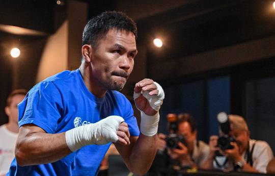 46-jarige Pacquiao toonde aan hoe hij zich voorbereidt op zijn terugkeer