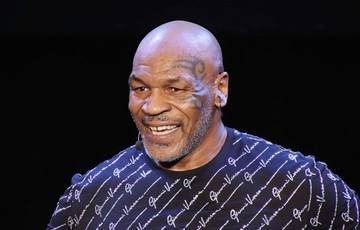 Mike Tyson: "At my peak I would beat both Fury and Joshua"