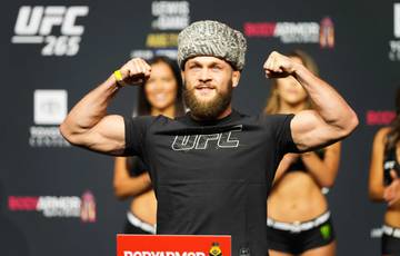 Fiziev uitgeroepen tot beste aanvaller in de UFC